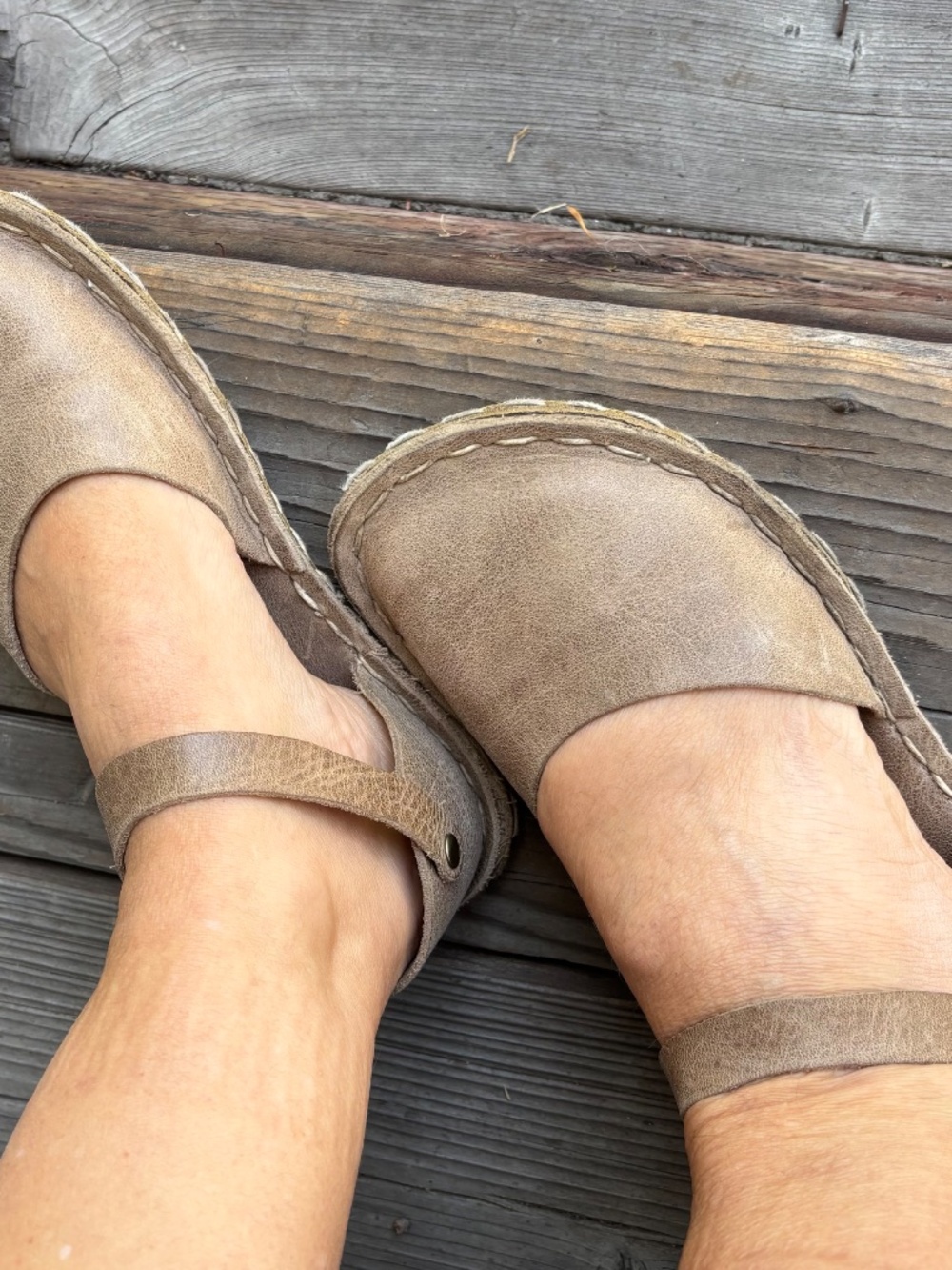 Beautiful Handmade Turkish Shoes - Picture 8 of 16
